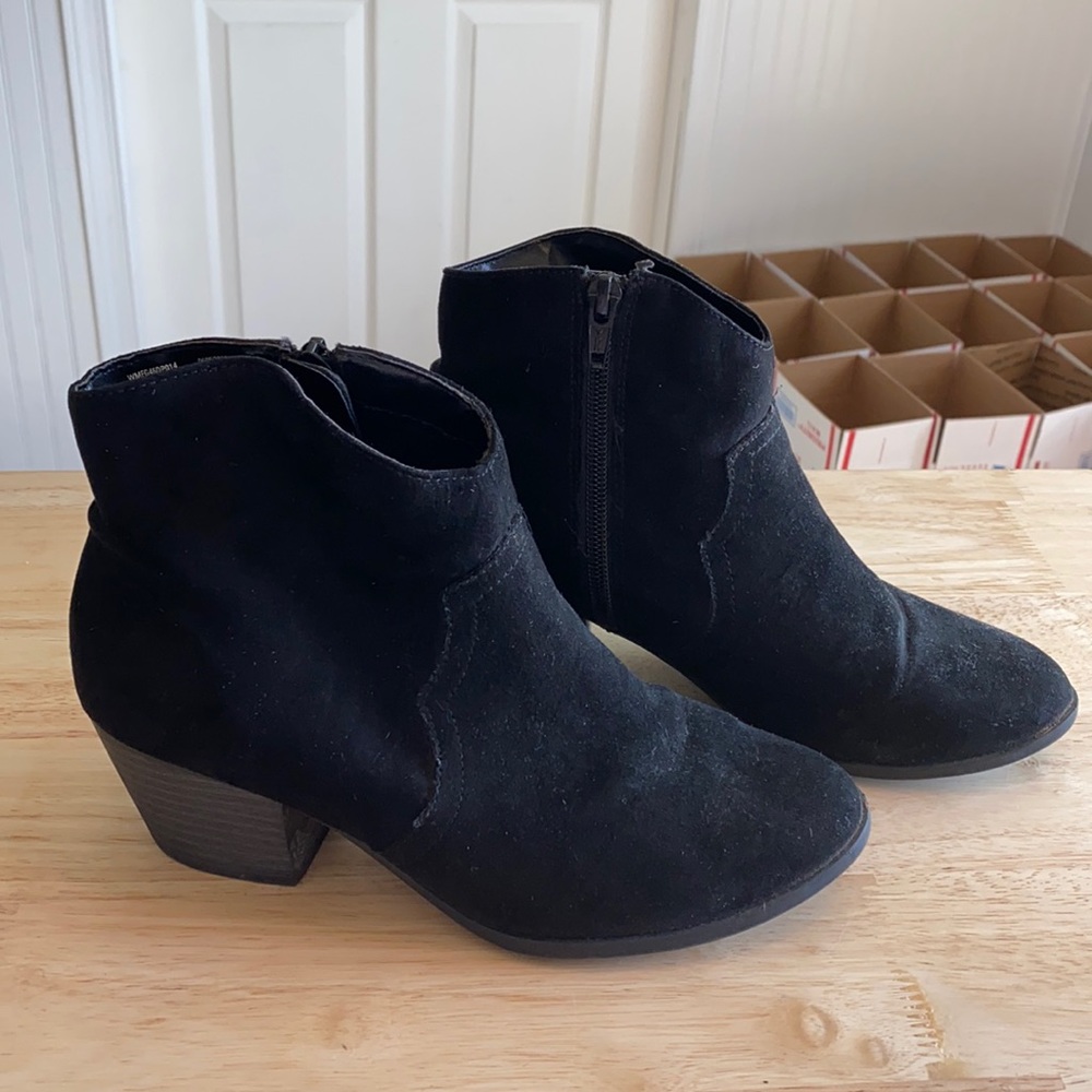 Faded Glory Suede Heeled Boot Black Size 6